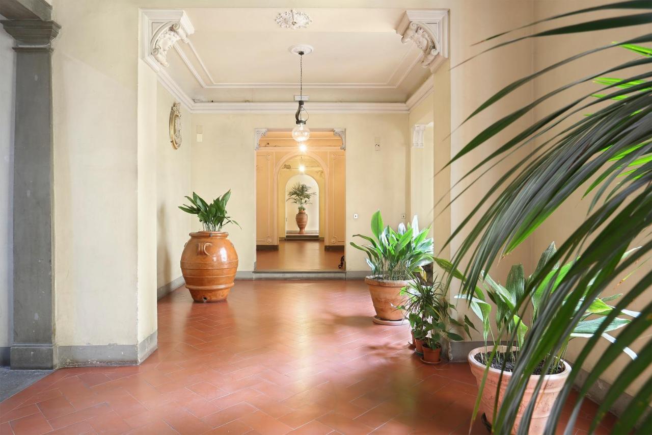 Apt. Perla - Pauline Suites, Palazzo Borghese Florenz Exterior foto